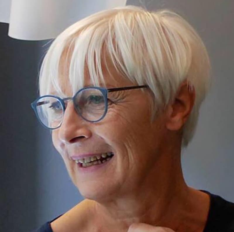LAURA AMBROSI